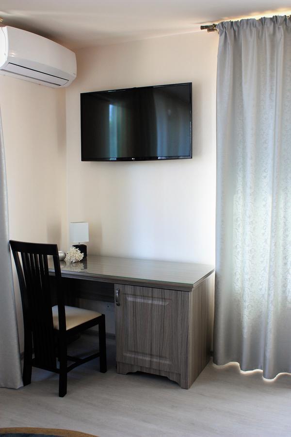 Hotel Silva House Deva Esterno foto