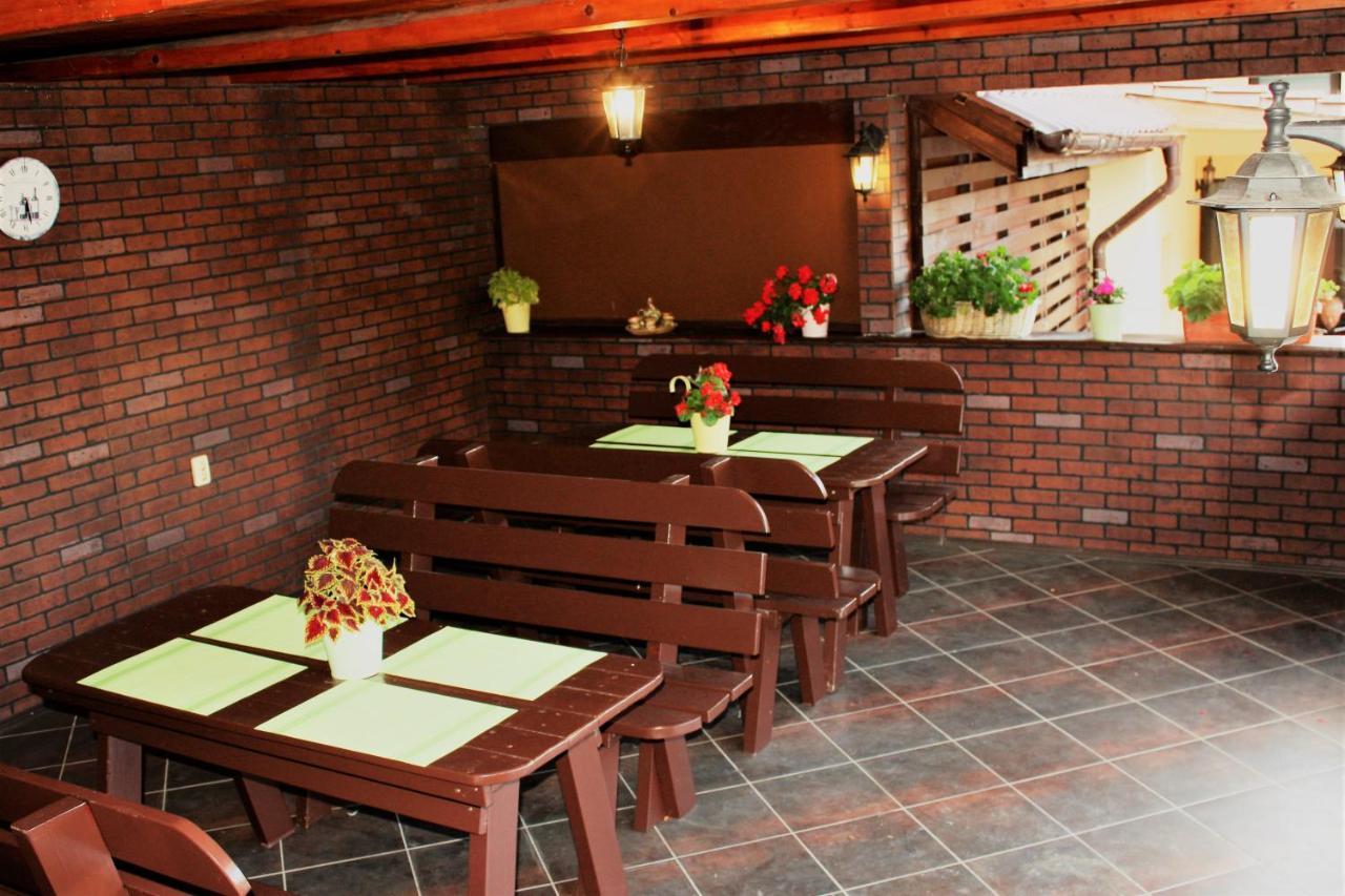 Hotel Silva House Deva Esterno foto