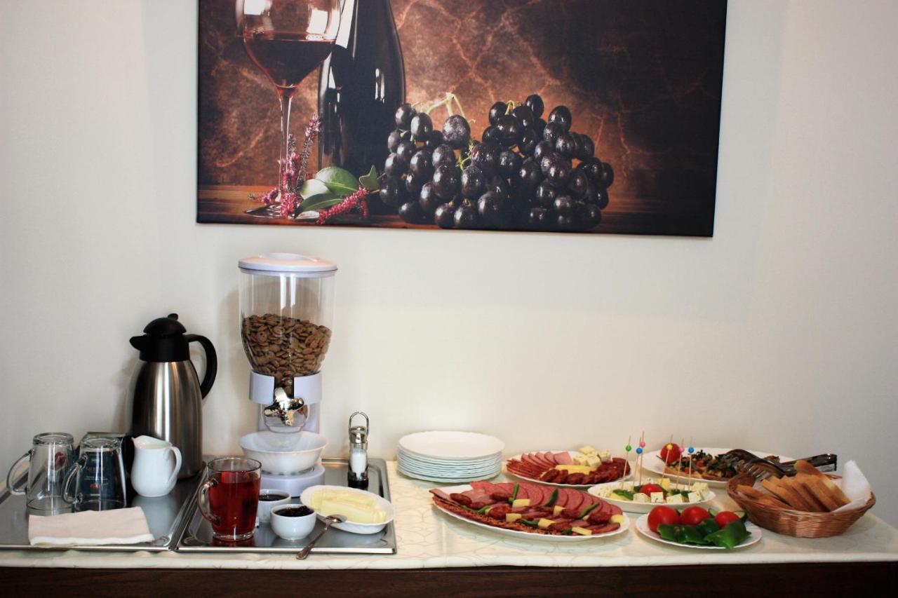 Hotel Silva House Deva Esterno foto